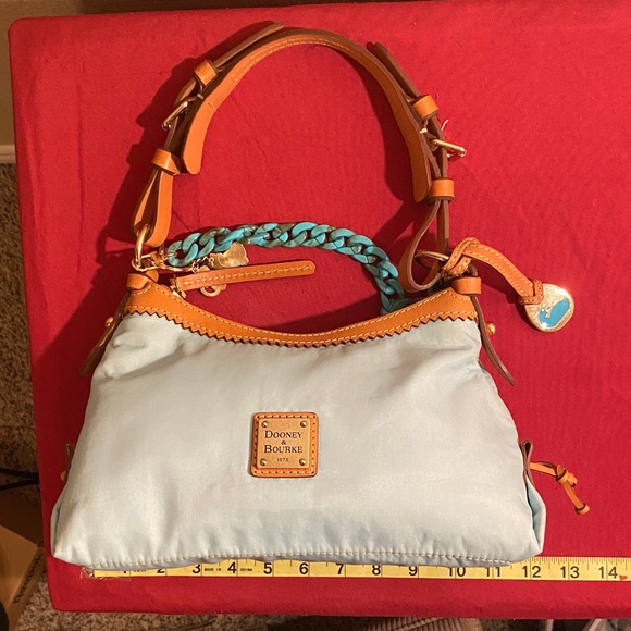 Dooney & Bourke east west  slouch Bag - Picture 15 of 15